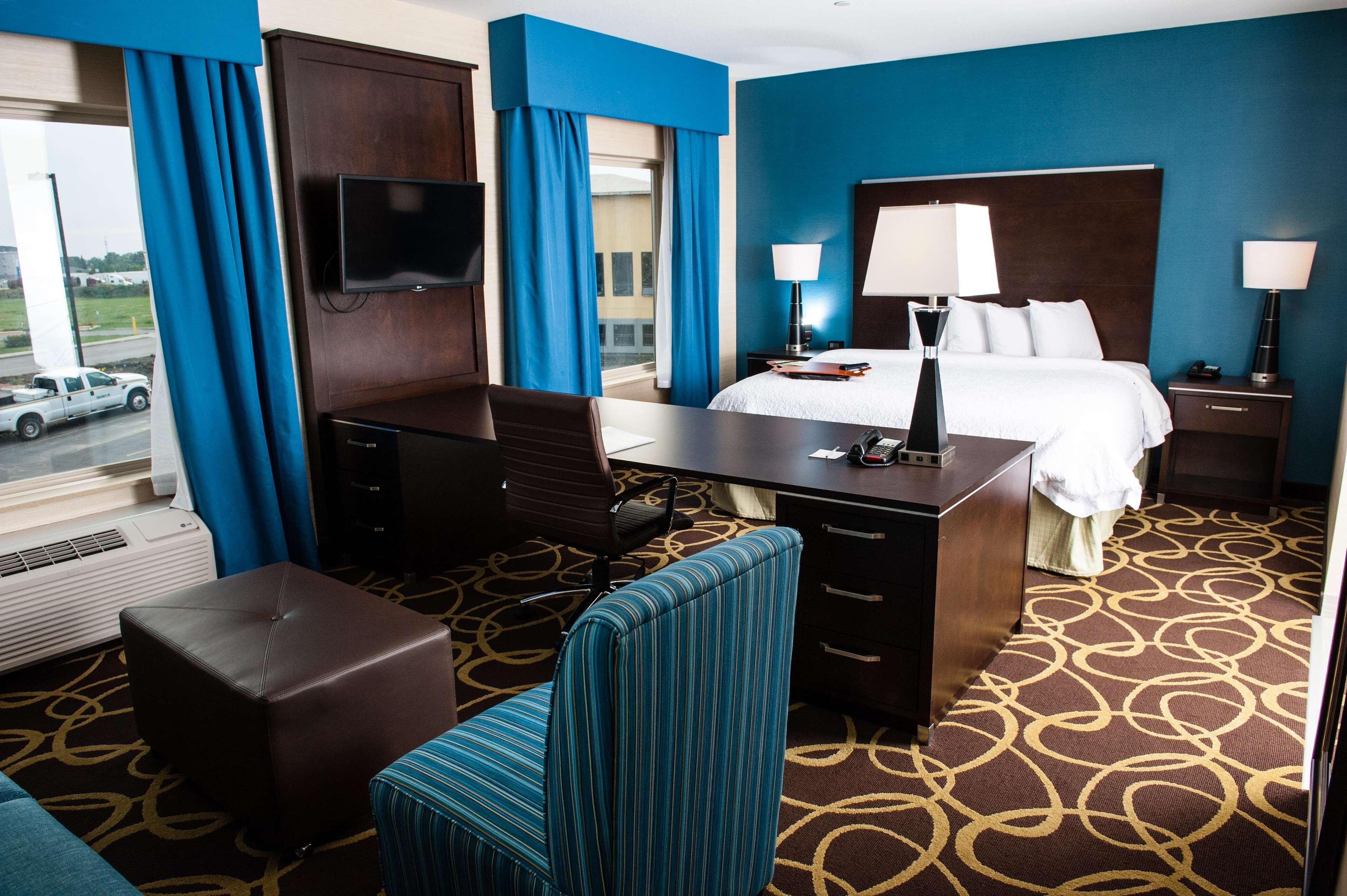 Hampton Inn & Suites East Gate Риджайна Екстериор снимка
