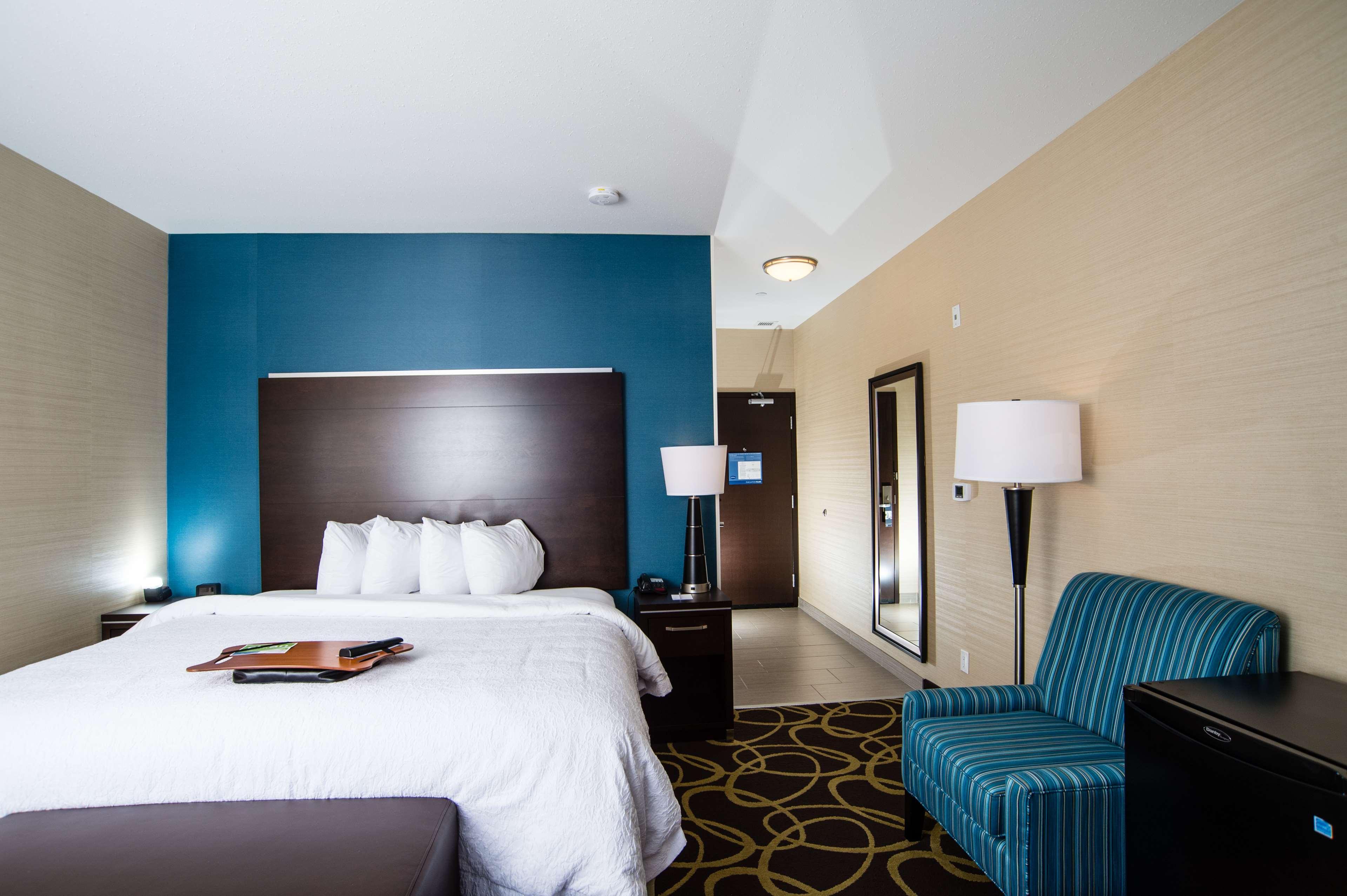 Hampton Inn & Suites East Gate Риджайна Екстериор снимка