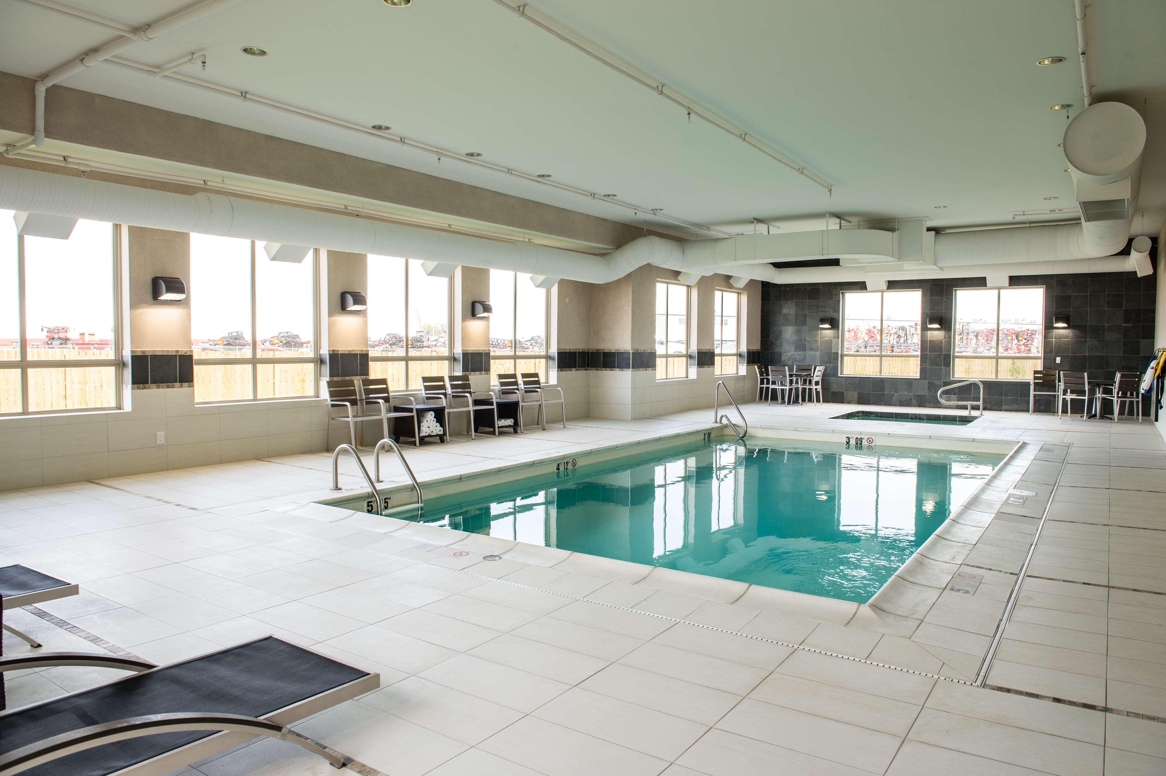 Hampton Inn & Suites East Gate Риджайна Екстериор снимка
