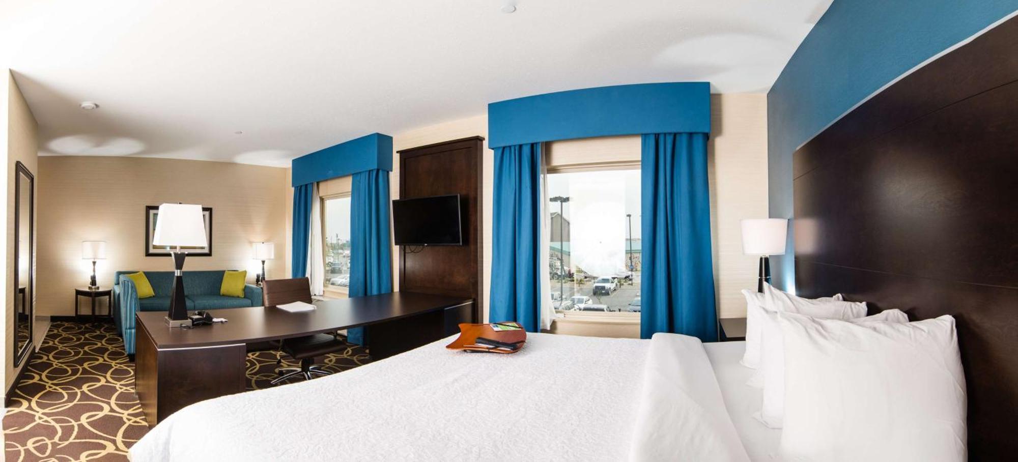 Hampton Inn & Suites East Gate Риджайна Екстериор снимка