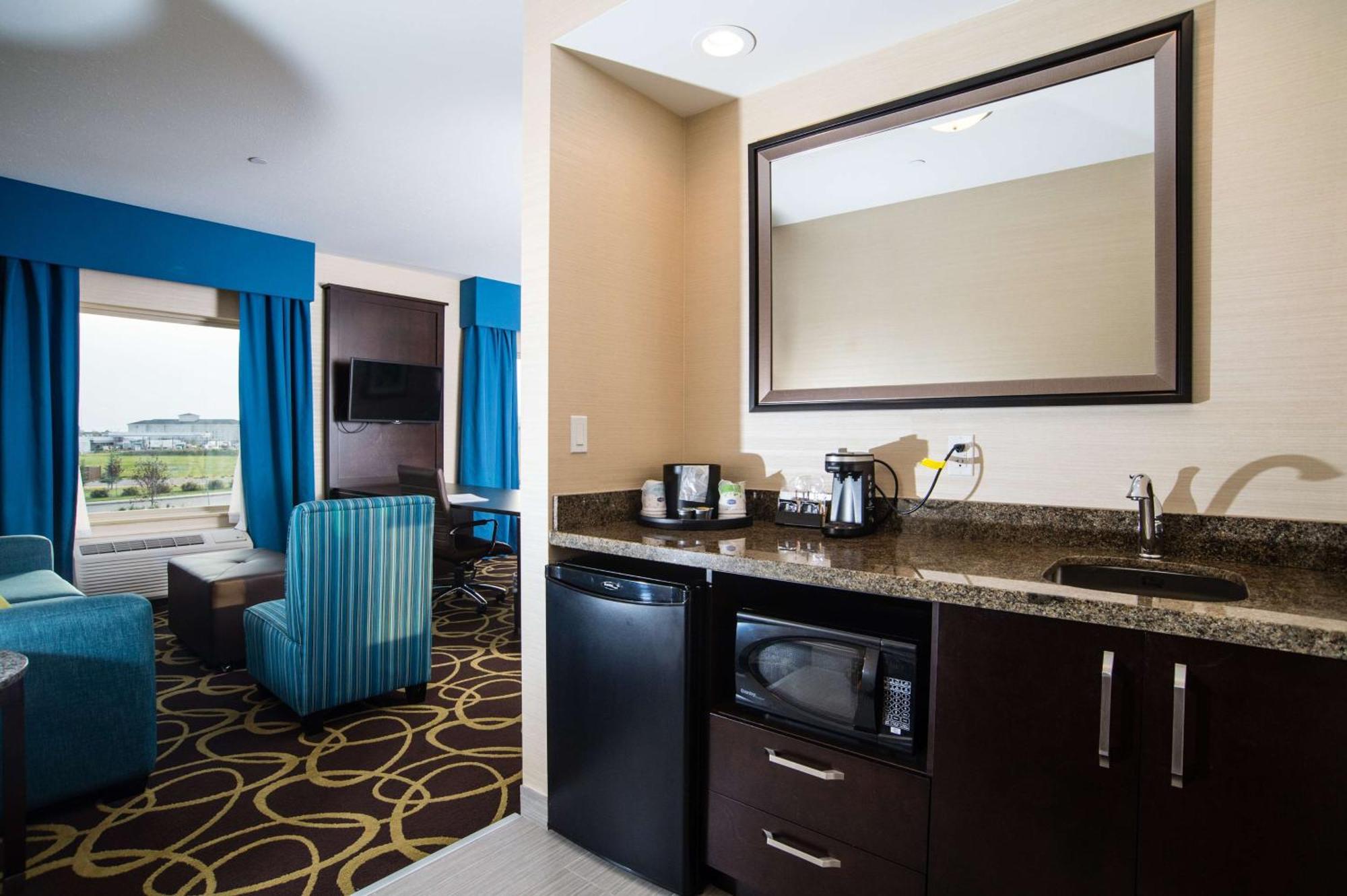 Hampton Inn & Suites East Gate Риджайна Екстериор снимка